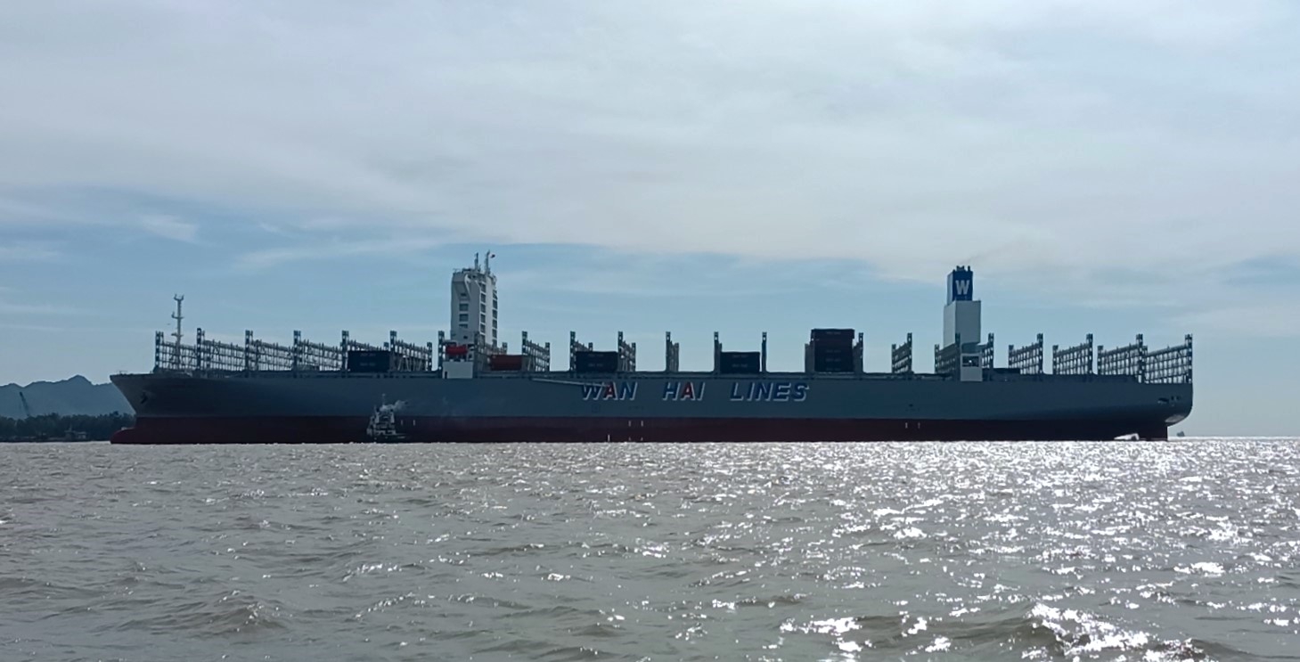 TC-HICT Welcomes The Largest Vessel Ever 